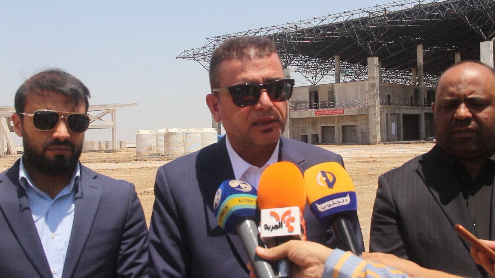 محافظ ذي قار: وضع خطة لتسريع العمل بمشروع مطار الناصرية الدولي  