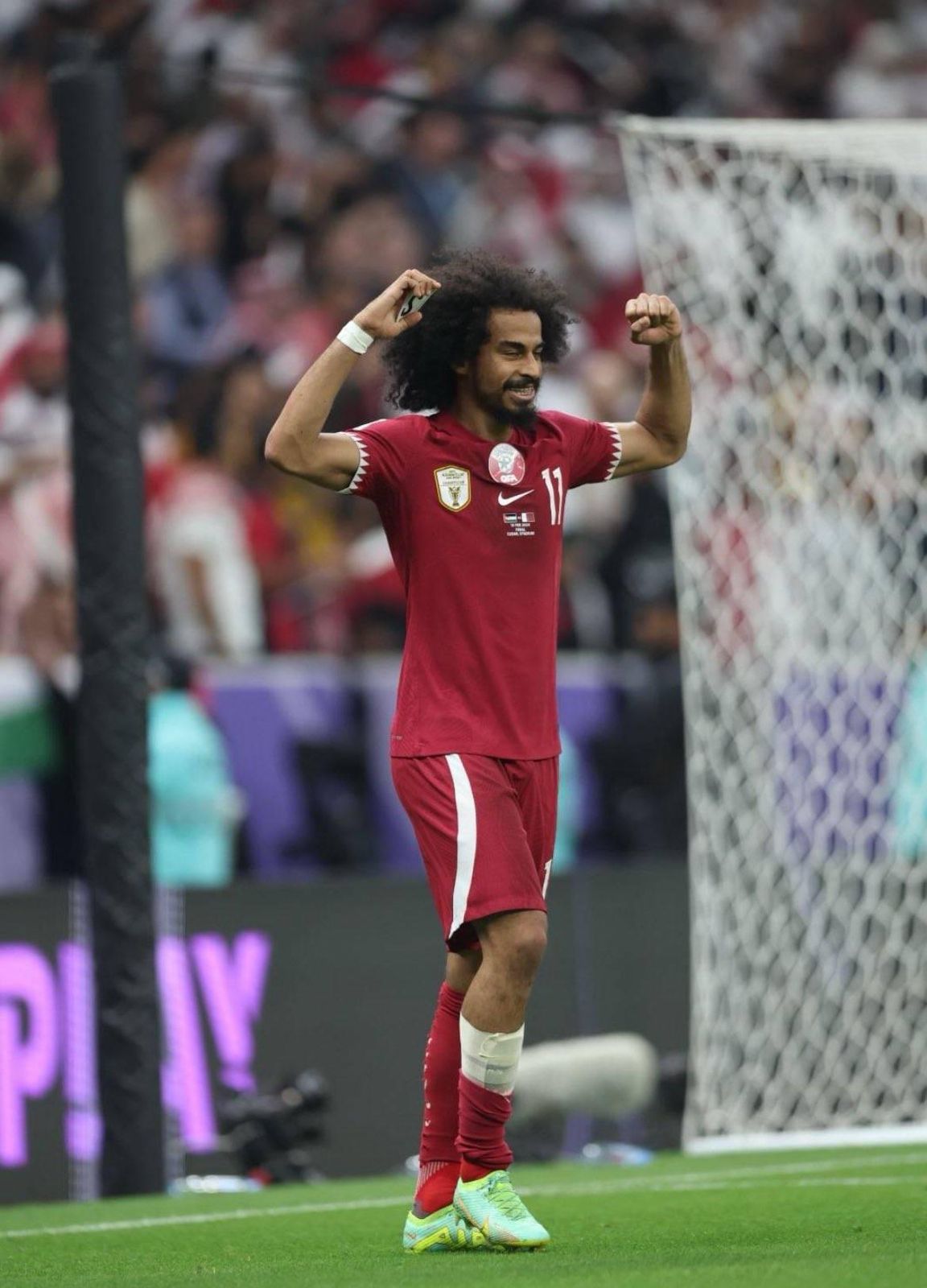 ضربة جزاء ثانية تهدي لمنتخب قطر هدف بعد دقائق من تعادله مع الأردن